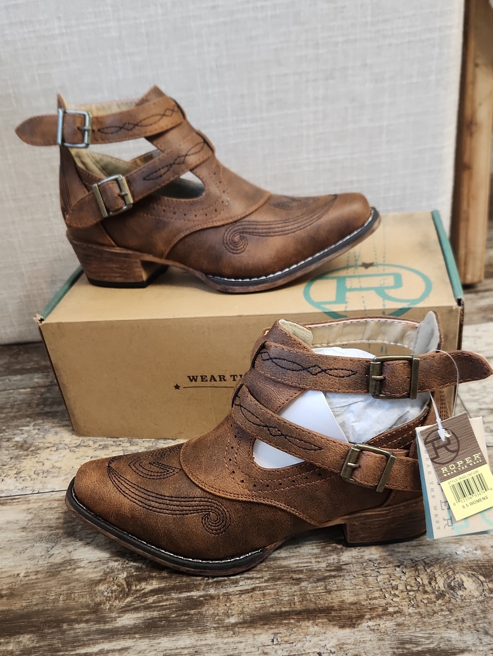 Roper Willa- Tan Brown Cutout Buckle Ankle Boots